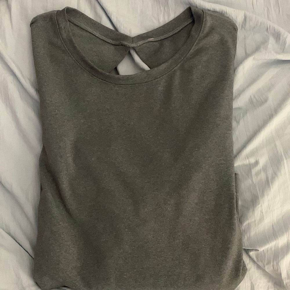 Lululemon gray back cut out sweatshirt size small